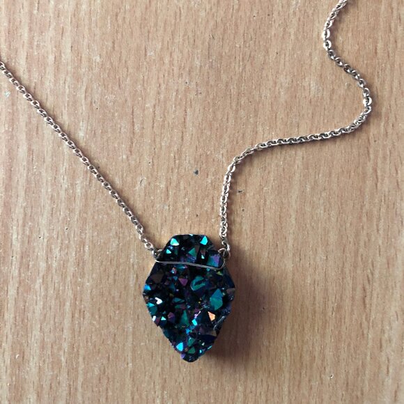 Purple and blue iridescent pendant gold tone metal chain necklace 26"-29" long - Picture 1 of 6